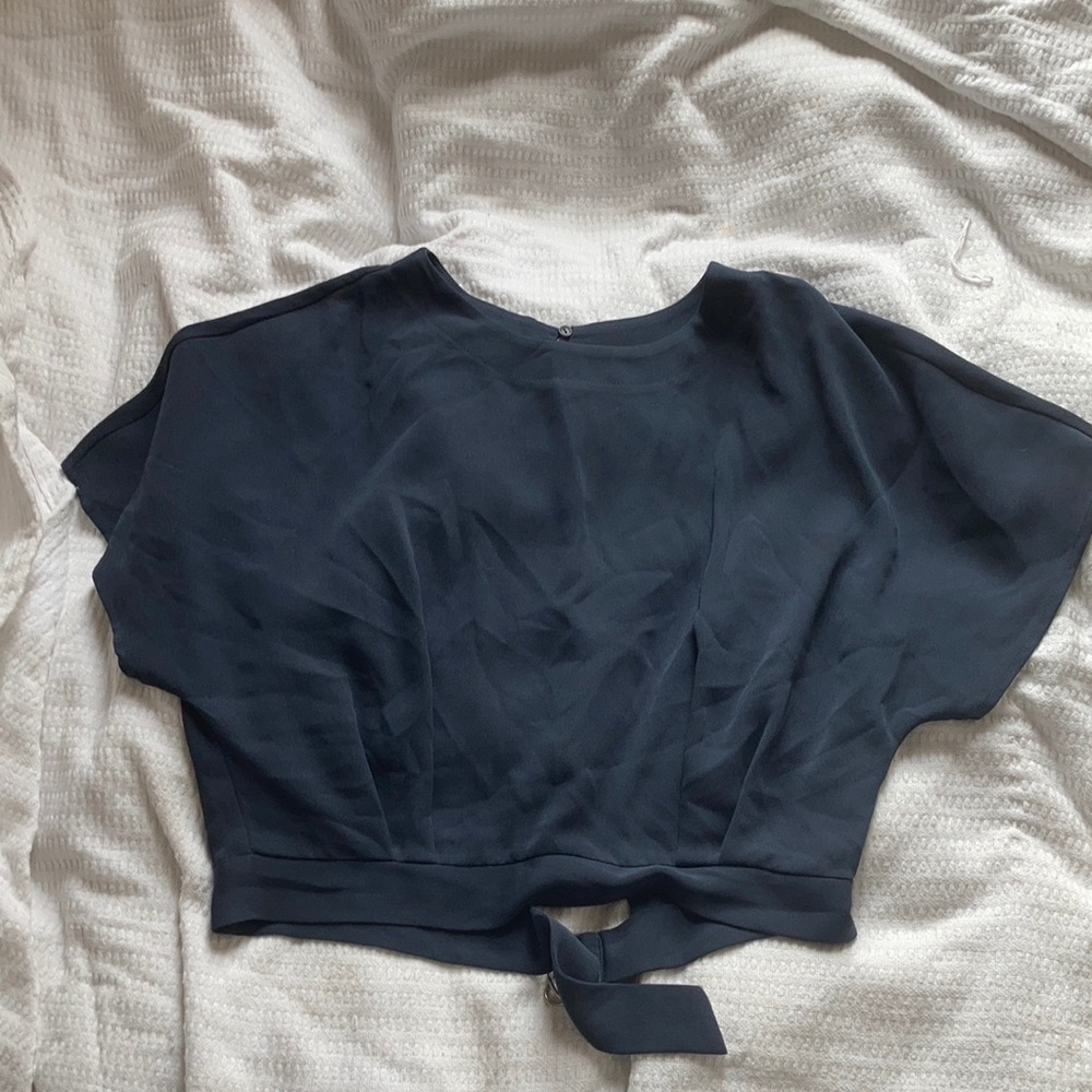 Top dark blu
